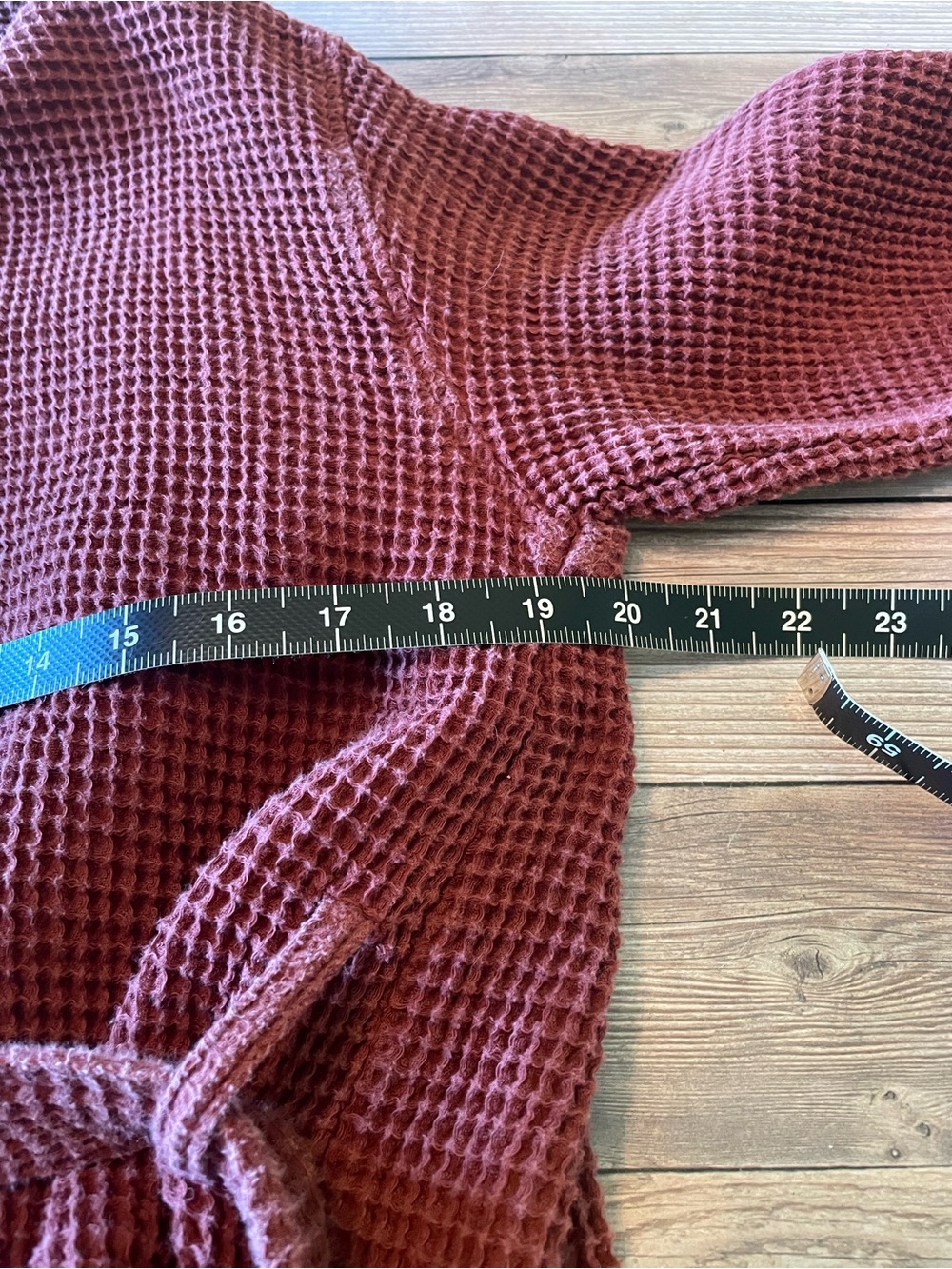 Coyuchi Unisex Organic Waffle Robe ~ Garnet - Picture 6 of 7